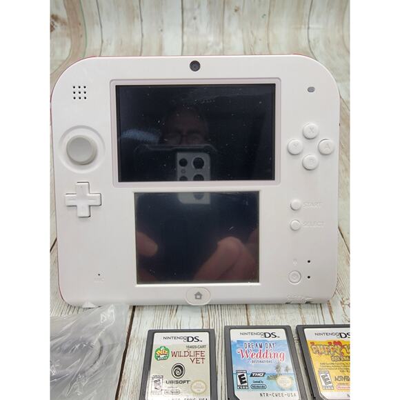 Nintendo 2DS Red/White Handheld Gaming System Console Tested W/Charger & 5 Games - Picture 4 of 9